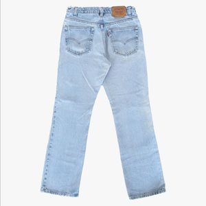 VINTAGE 517 LEVI LIGHT WASH BOOTCUT JEANS